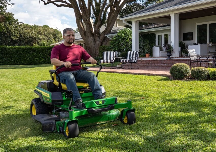 Battery Powered Lawn Mowers: Introduction to battery powered mowers.